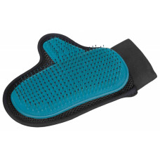 Trixie Fur Care Glove - birste-cimds ar metāla zobiņiem